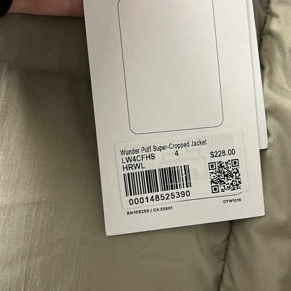 NWT Lululemon wunder puff super cropped jacket - Picture 6 of 9